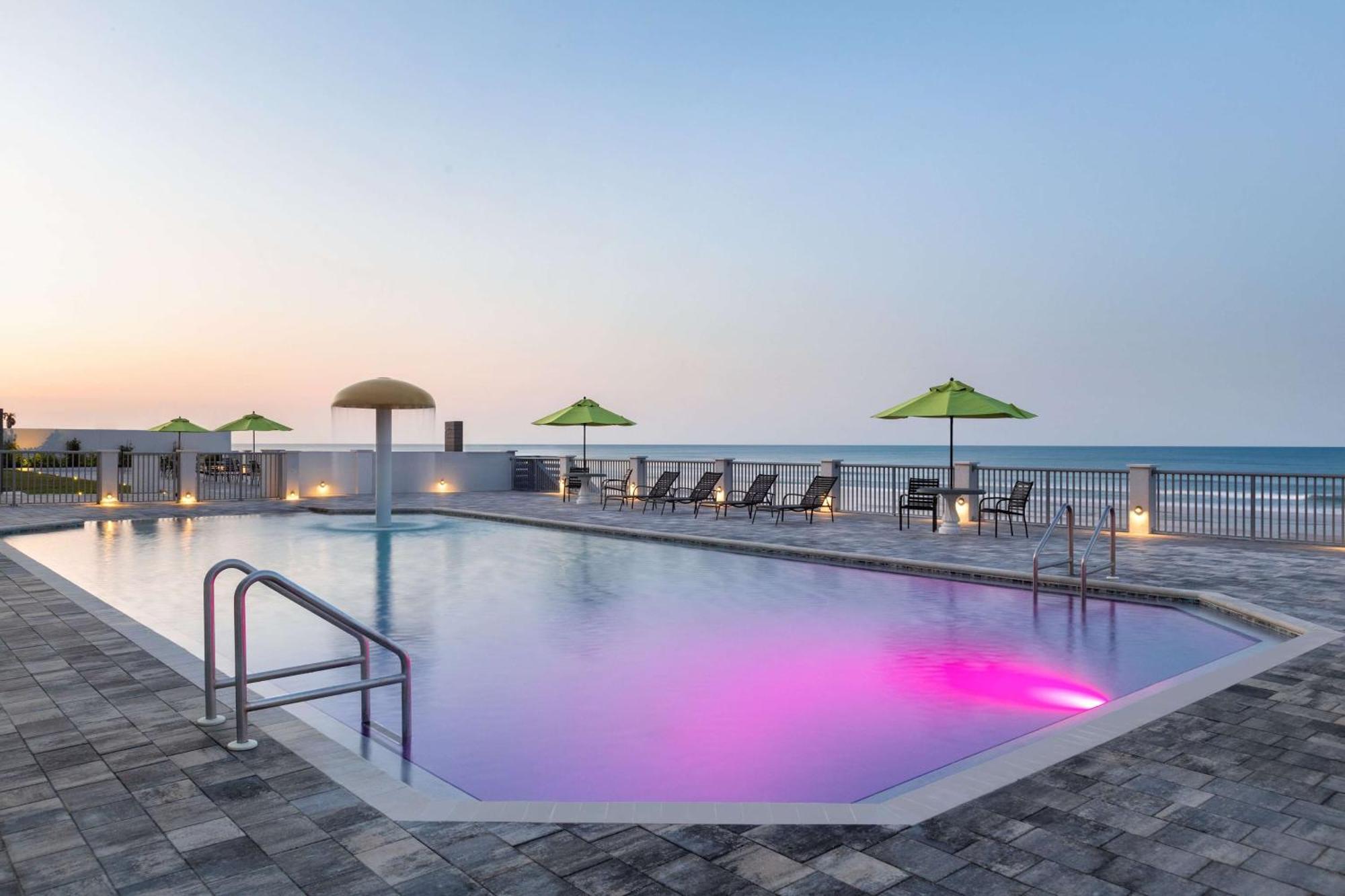 La Quinta By Wyndham Oceanfront Daytona Beach Exterior foto